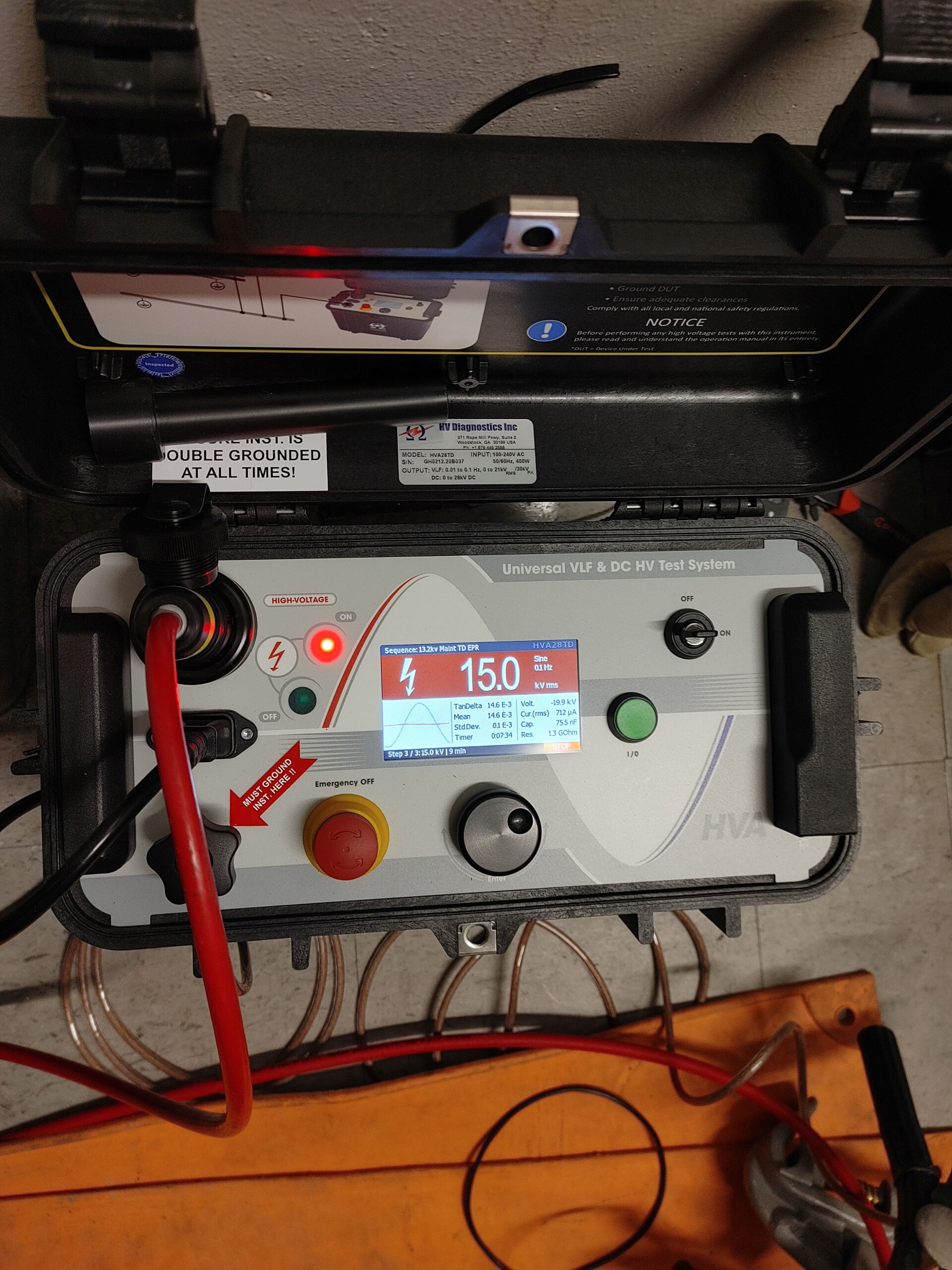 Universal VLF and DC High Voltage Test System with Cables Connected